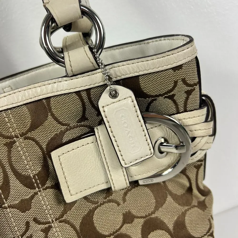 Vintage Coach Jacquard Leather C Monogram Logo Purse Hand Bag